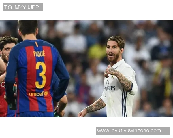 皮克赛后怒斥裁判判罚不公称其行为可耻至极欲写报告随意 皮克赛后怒斥裁判判罚不公称其行为可耻至极欲写报告随意