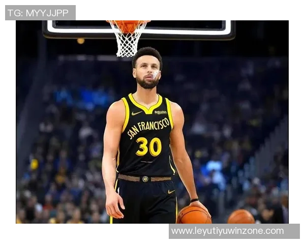 库里赛前训练穿TMac3s向麦迪致敬展现传奇球员的风范