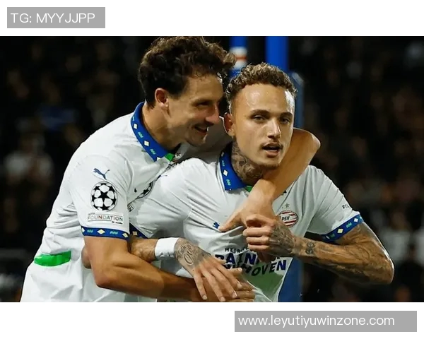 阿什拉夫首次单一自然年进球上双表现出色近5场首发贡献2球3助攻